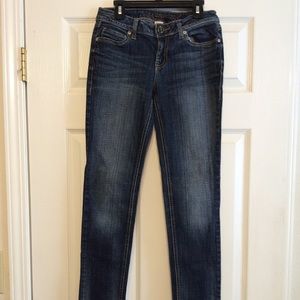 Candie’s straight leg stretch midrise denim blue jeans Junior’s size 1